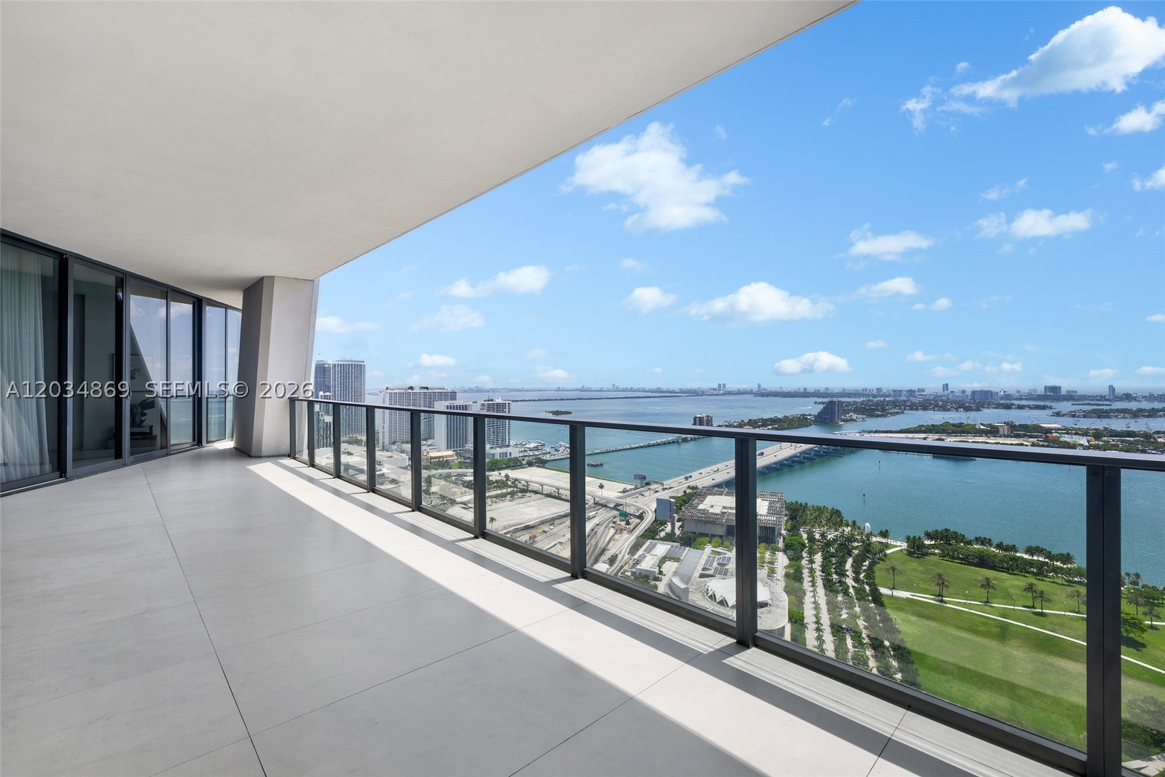 1000 Biscayne Blvd #3701, Miami FL 33132