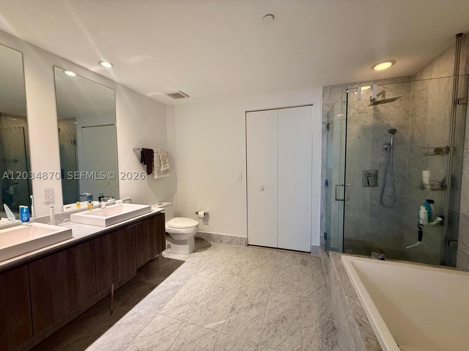 801 S Miami Ave #3005, Miami FL 33130