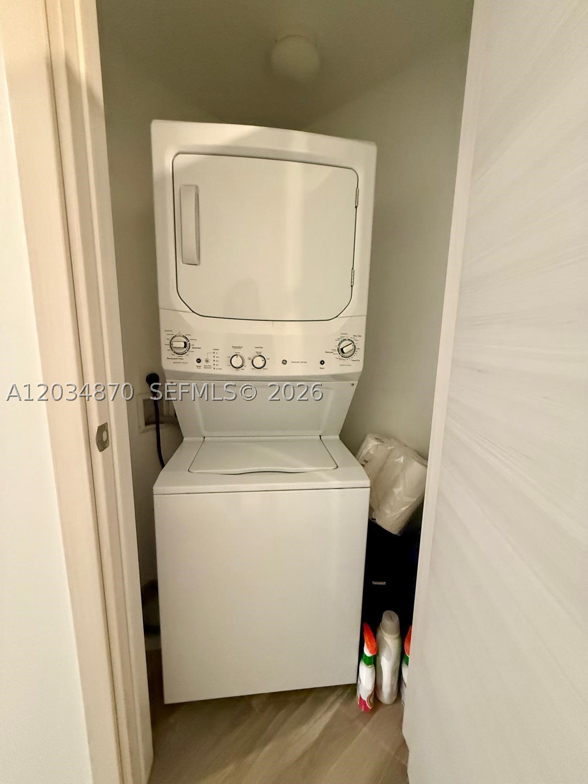801 S Miami Ave #3005, Miami FL 33130