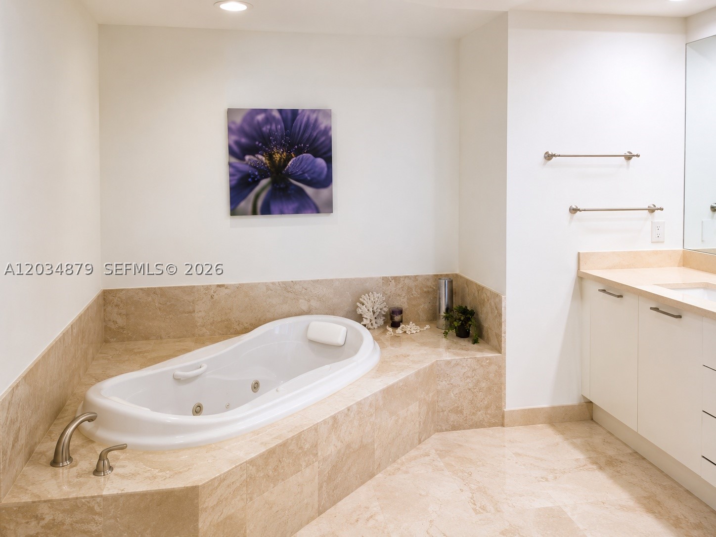 14951 ROYAL OAKS LN #1601, North Miami FL 33181