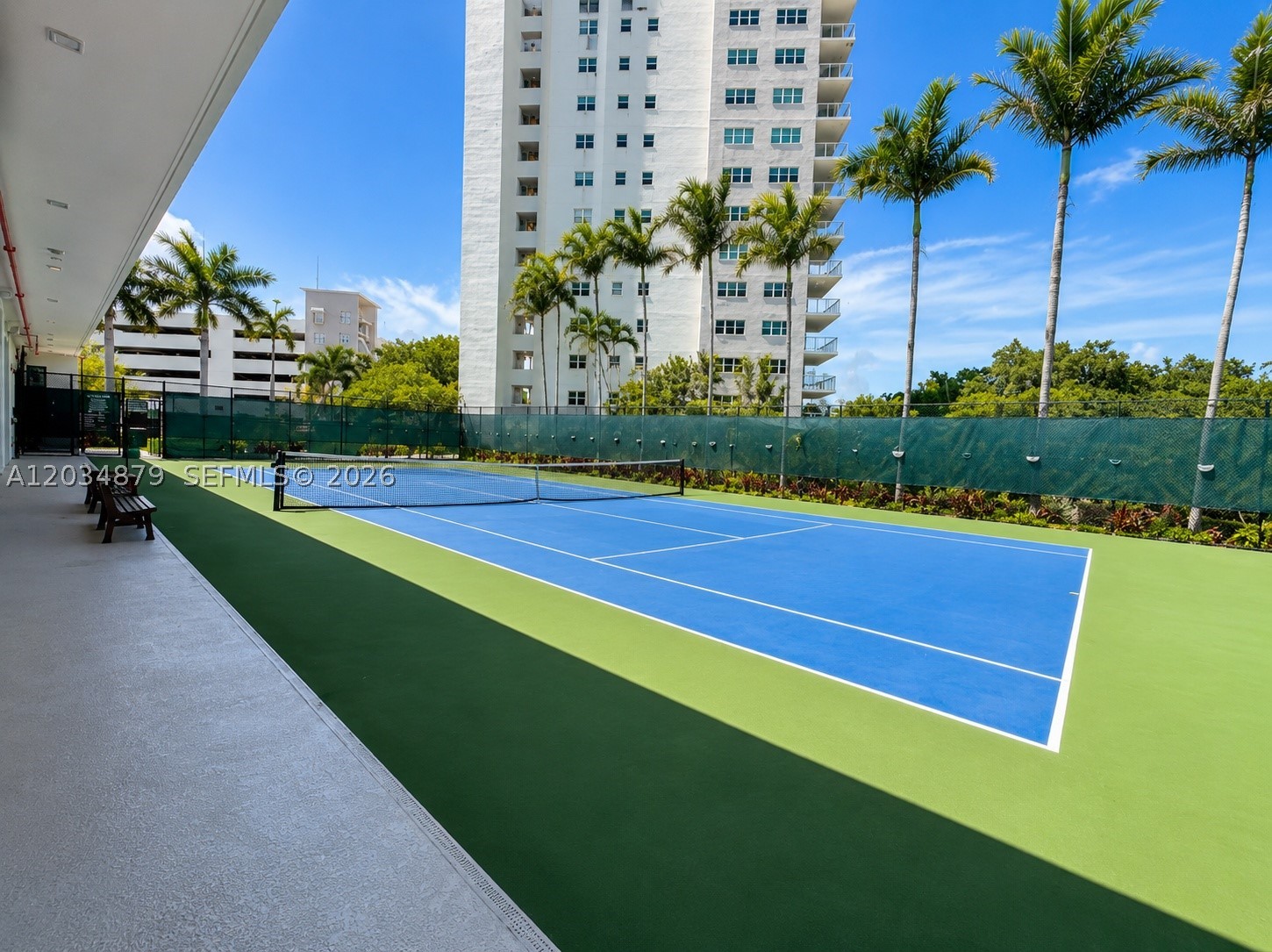 14951 ROYAL OAKS LN #1601, North Miami FL 33181