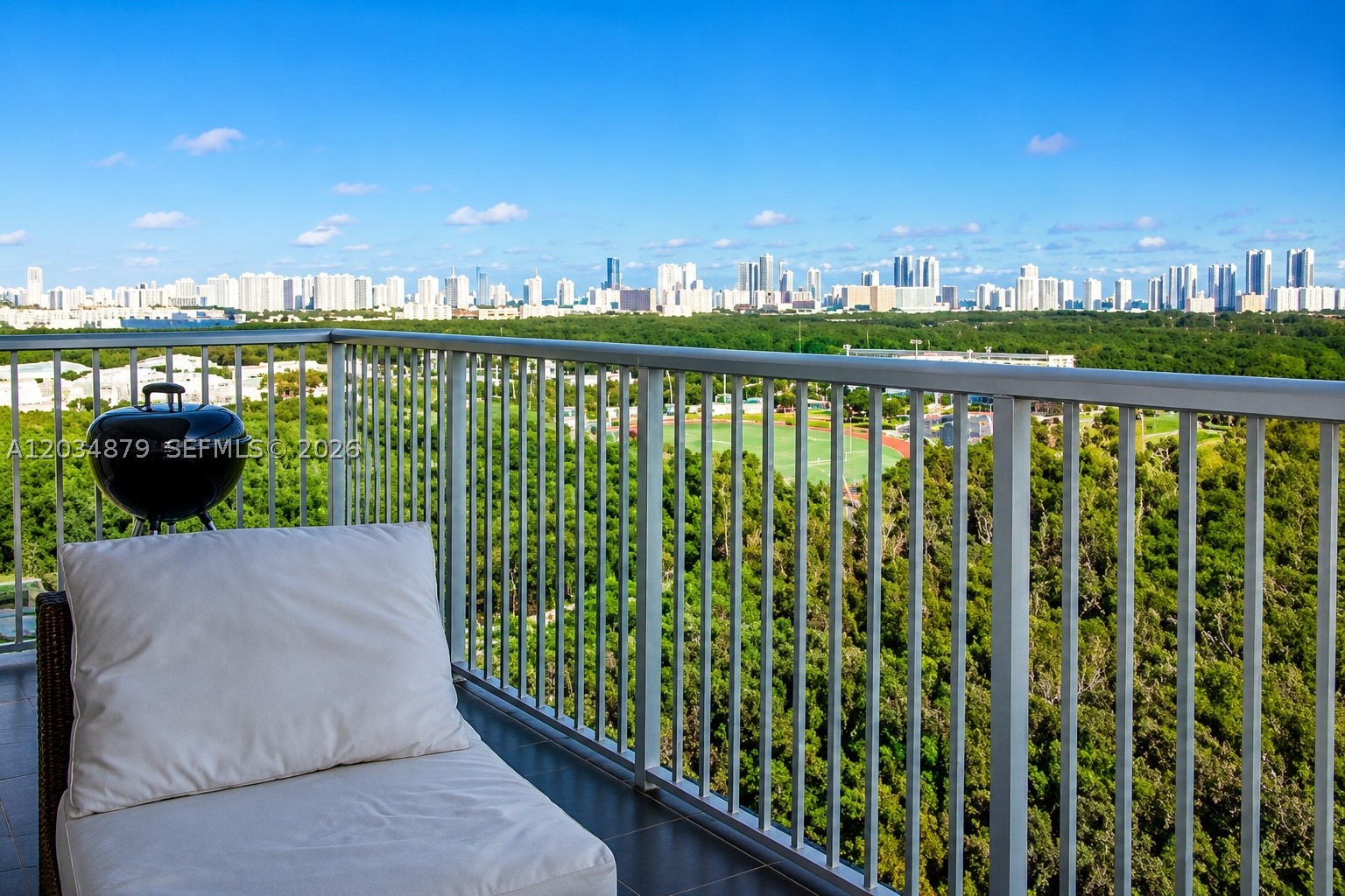 14951 ROYAL OAKS LN #1601, North Miami FL 33181
