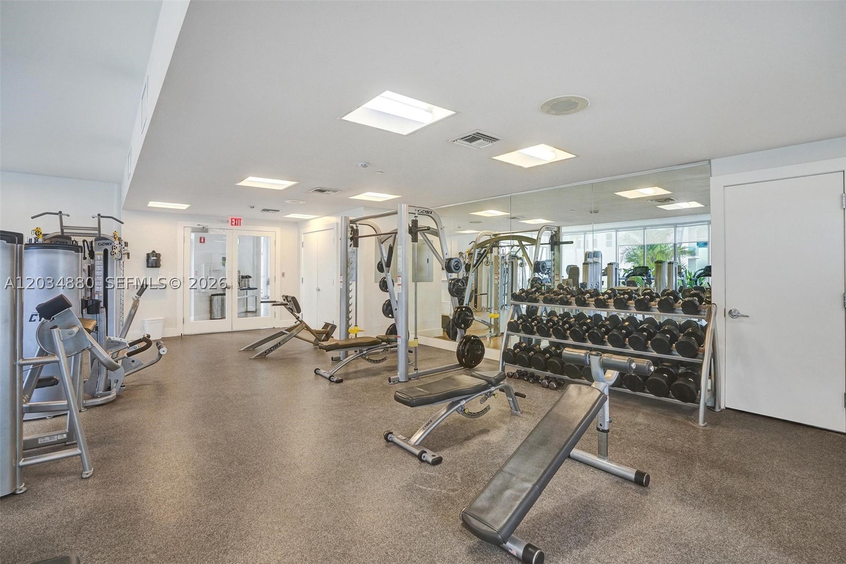20281 E Country Club Dr #615, Aventura FL 33180