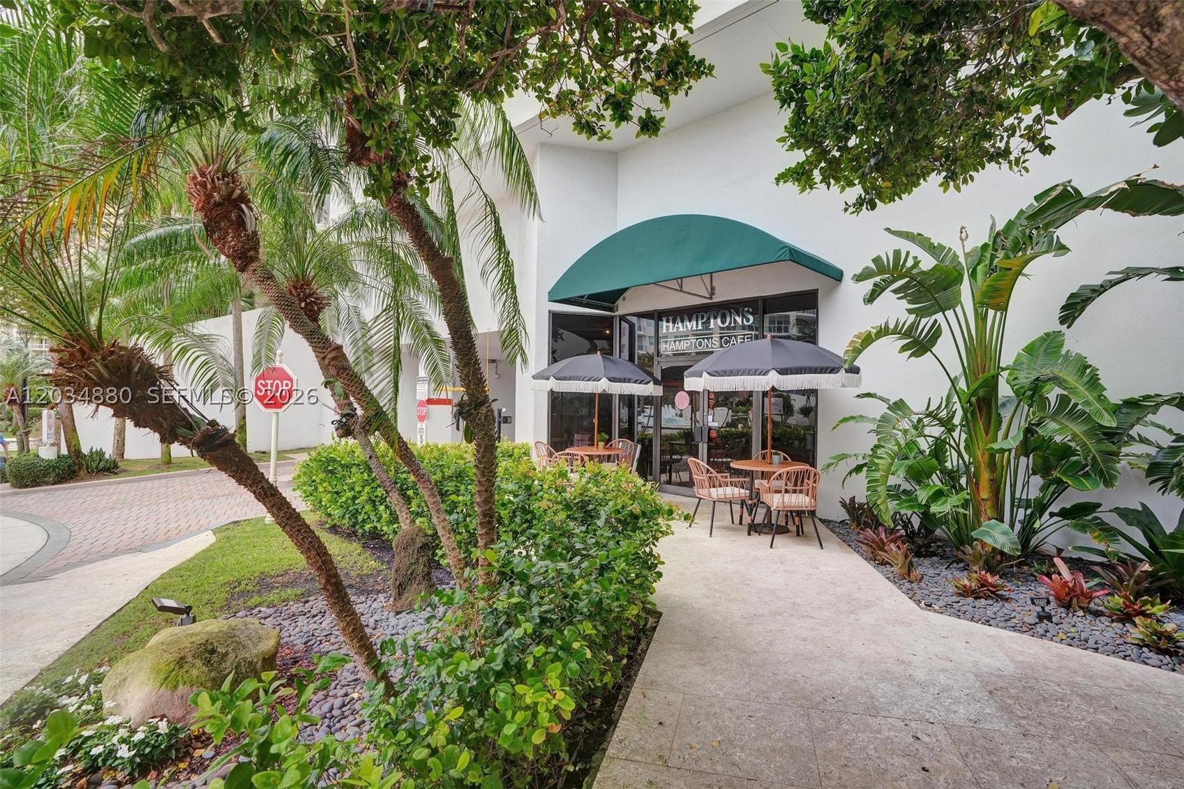 20281 E Country Club Dr #615, Aventura FL 33180