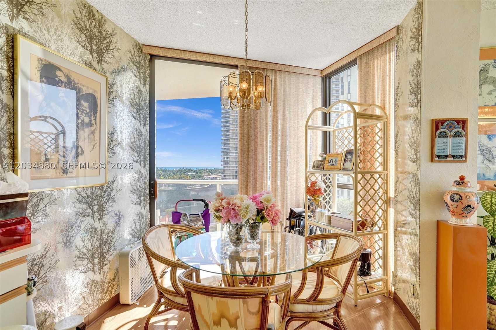 20281 E Country Club Dr #615, Aventura FL 33180