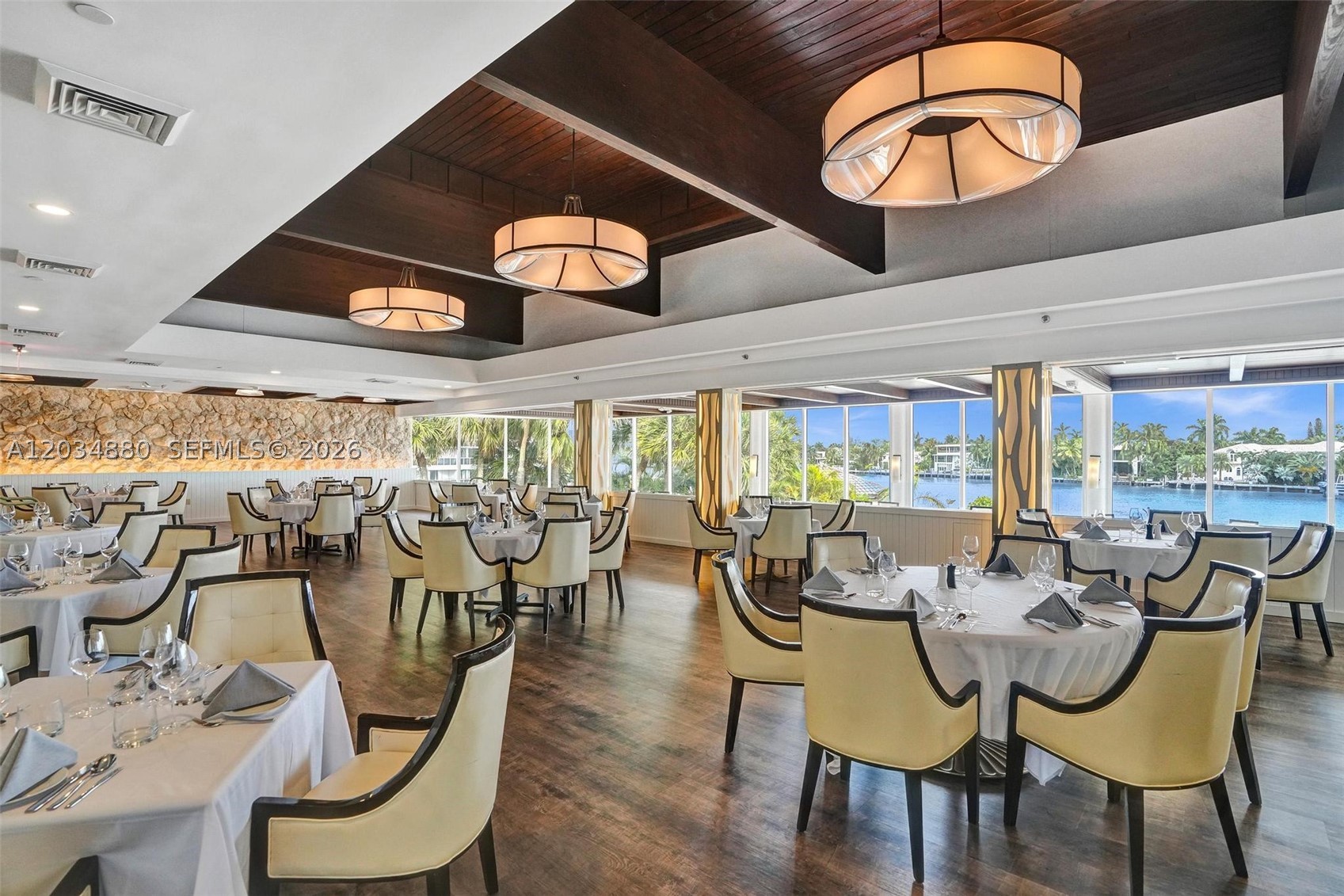 20281 E Country Club Dr #615, Aventura FL 33180