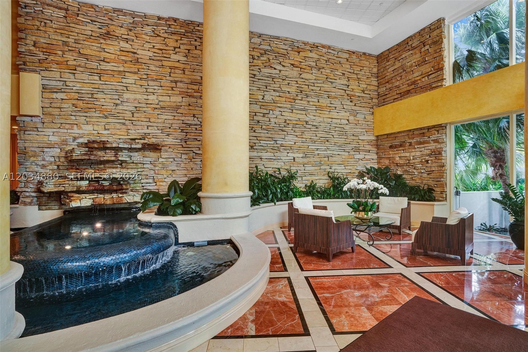 20281 E Country Club Dr #615, Aventura FL 33180