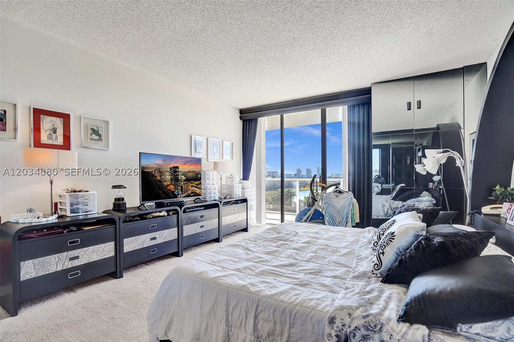 20281 E Country Club Dr #615, Aventura FL 33180