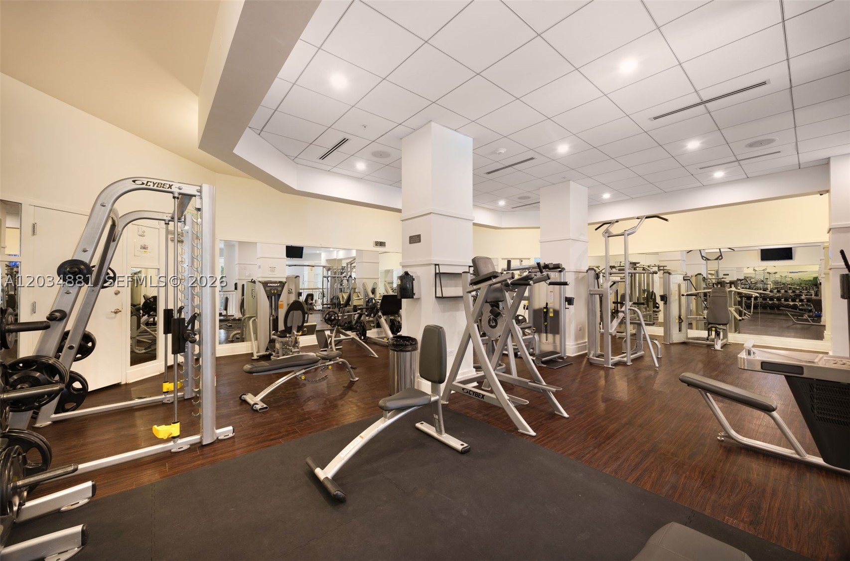 701 Brickell Key Blvd #901, Miami FL 33131