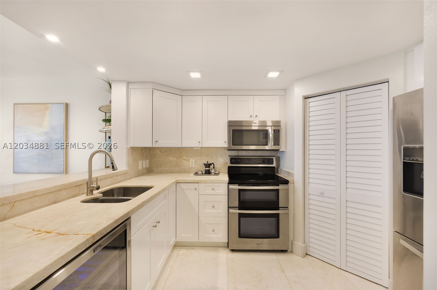 701 Brickell Key Blvd #901, Miami FL 33131