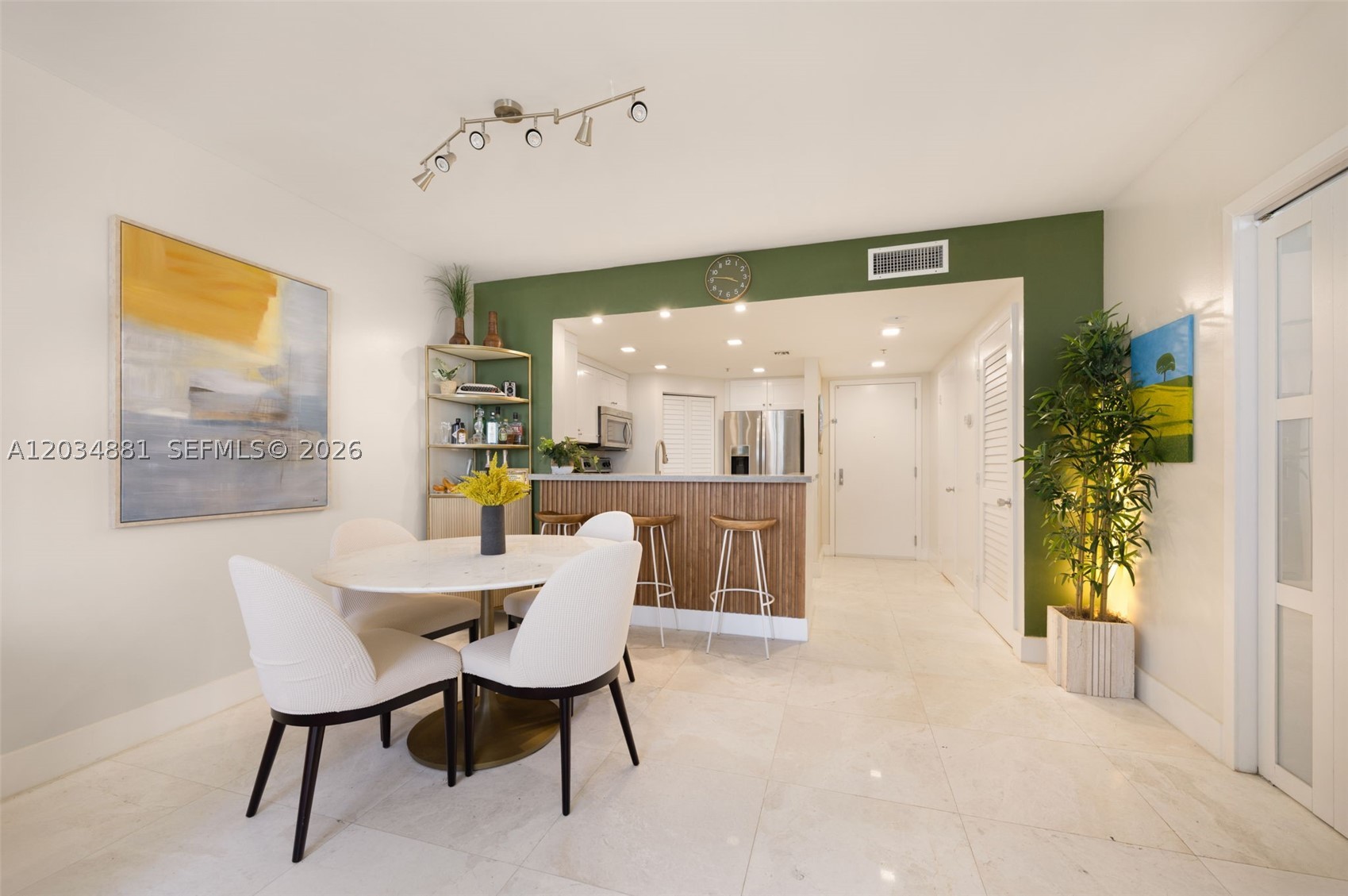 701 Brickell Key Blvd #901, Miami FL 33131
