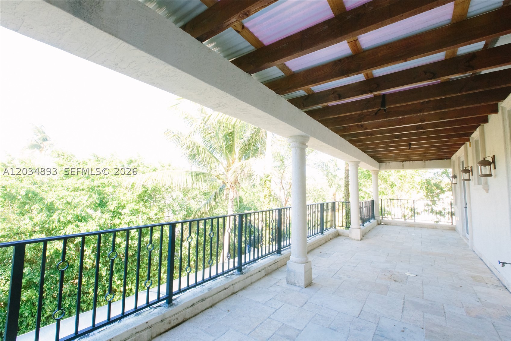 335 W Enid Dr, Key Biscayne FL 33149