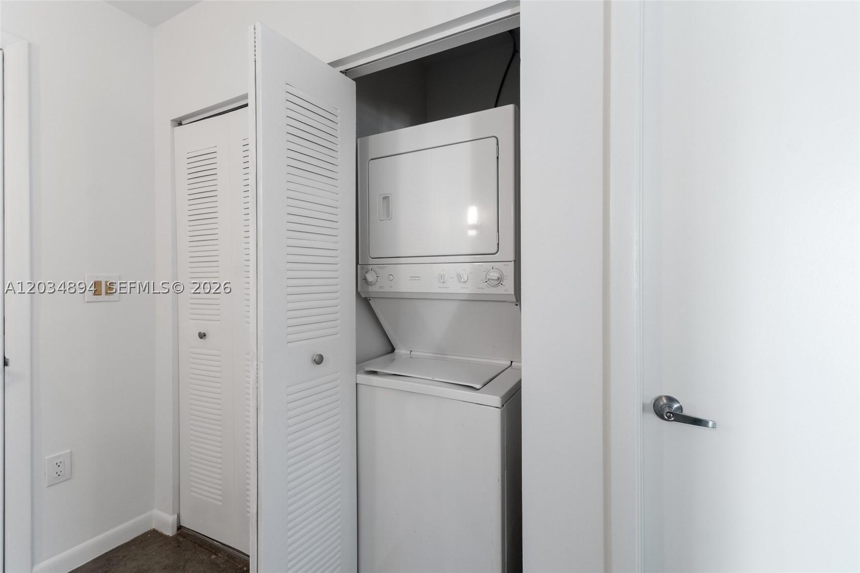 133 NE 2nd Ave #801, Miami FL 33132
