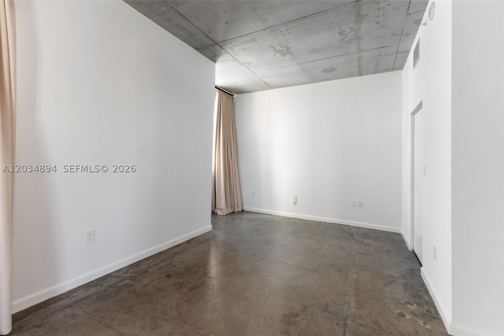133 NE 2nd Ave #801, Miami FL 33132