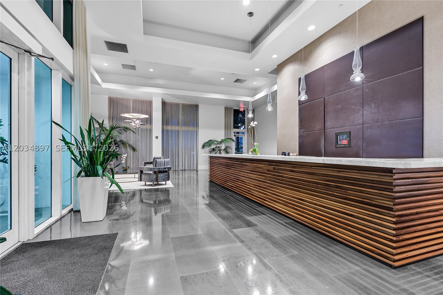 10 Venetian Way #PH04, Miami Beach FL 33139