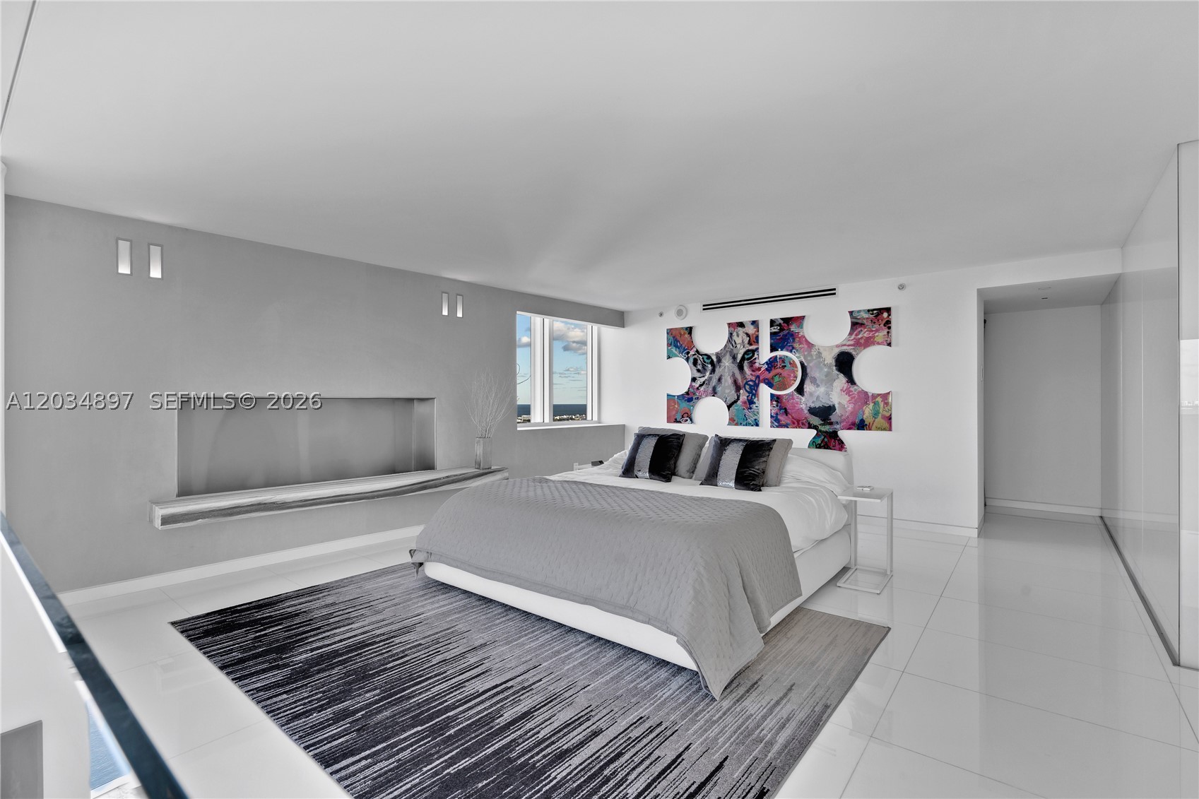 10 Venetian Way #PH04, Miami Beach FL 33139