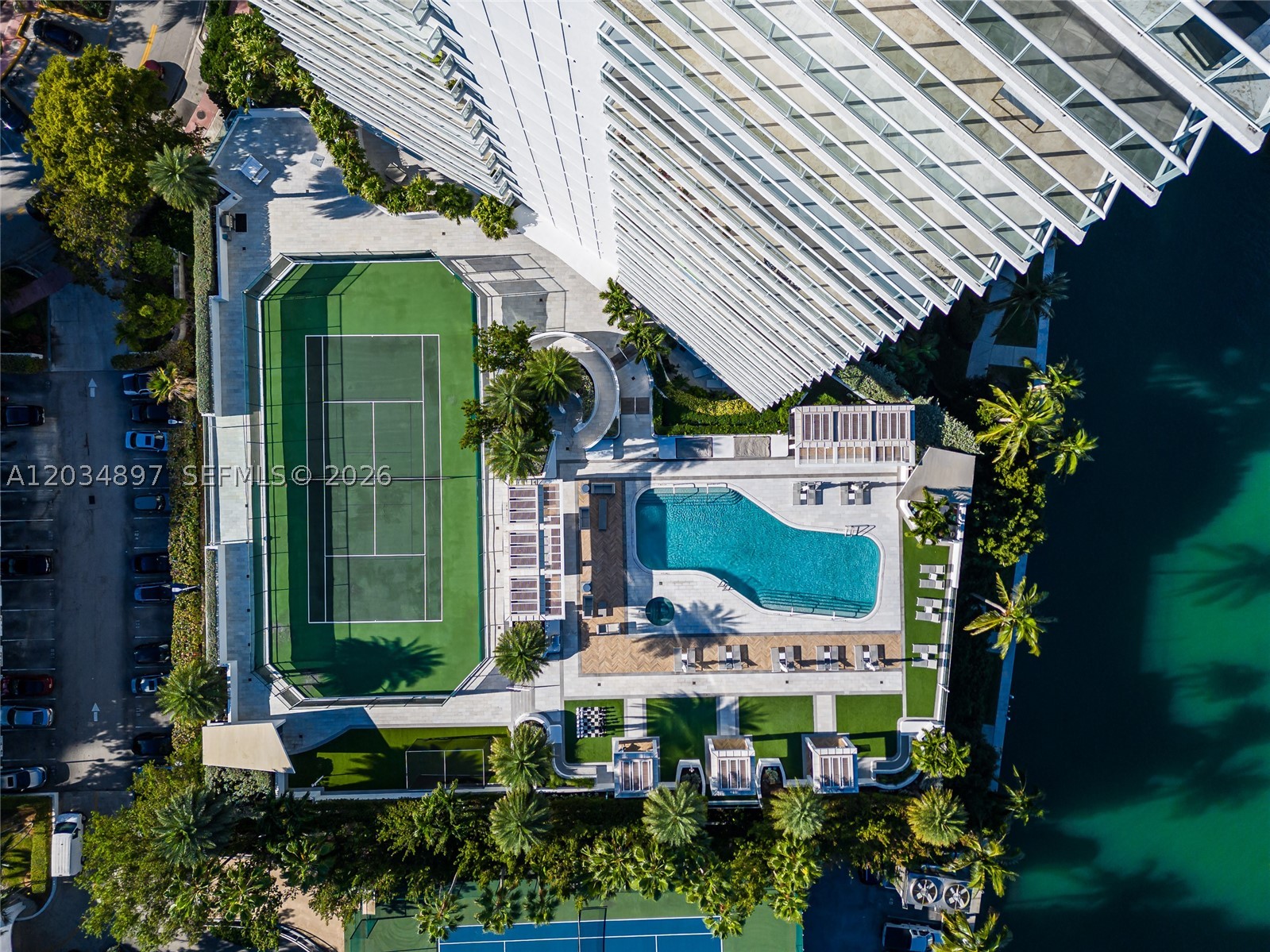 10 Venetian Way #PH04, Miami Beach FL 33139