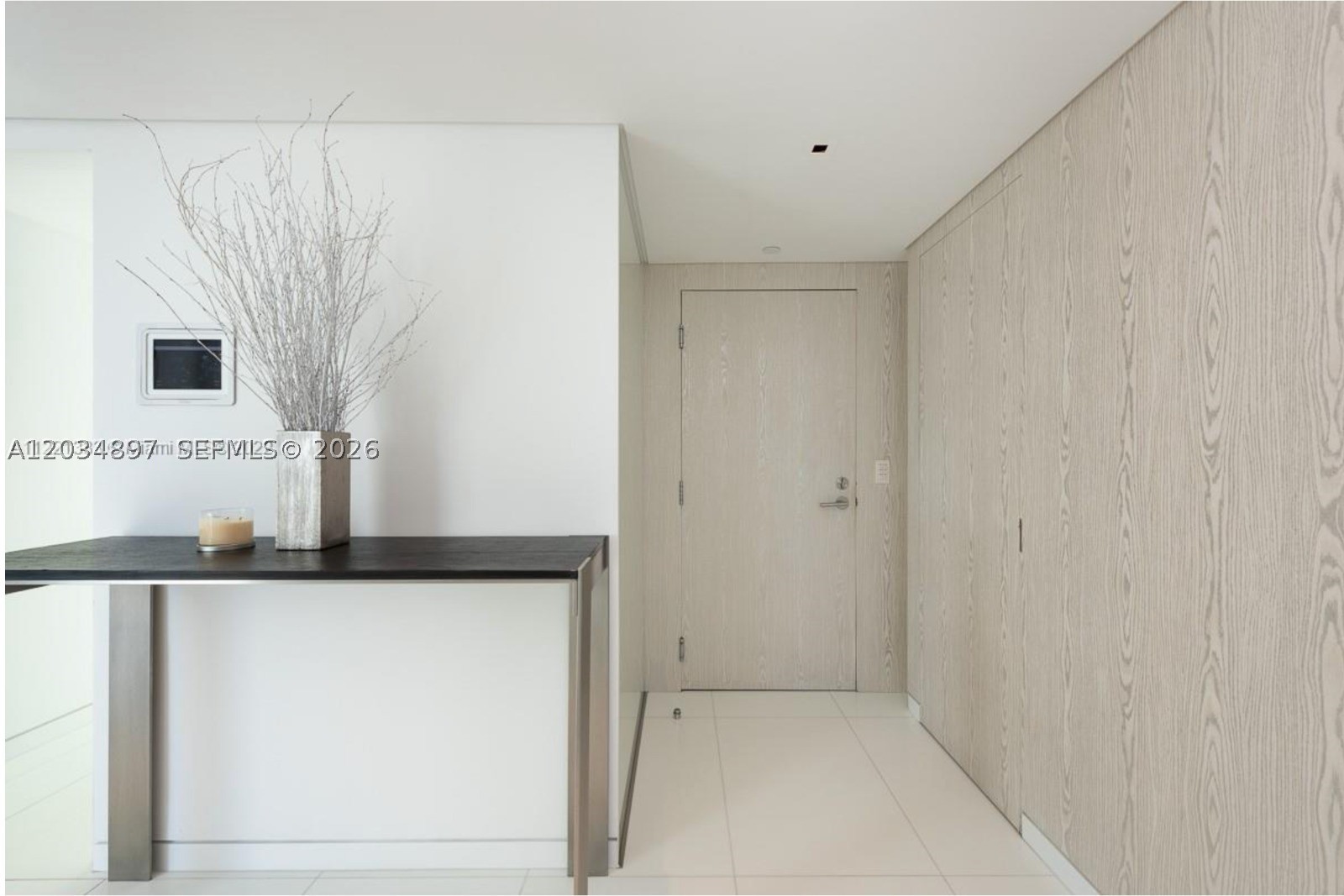 10 Venetian Way #PH04, Miami Beach FL 33139
