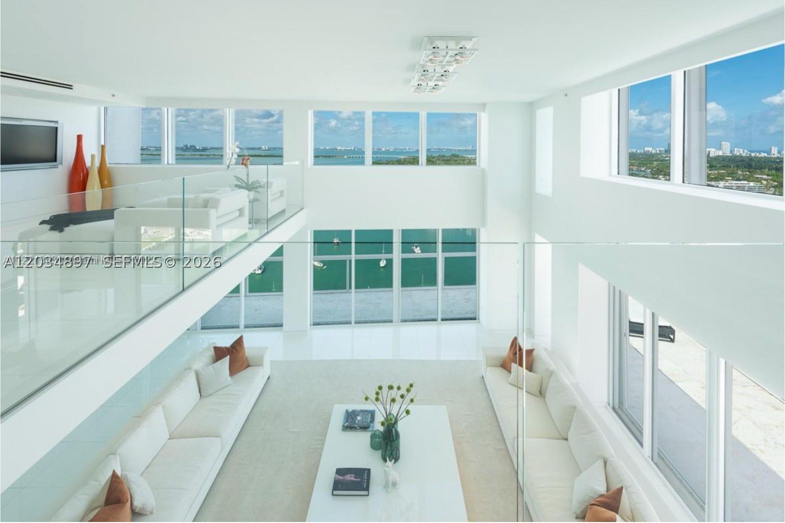 10 Venetian Way #PH04, Miami Beach FL 33139