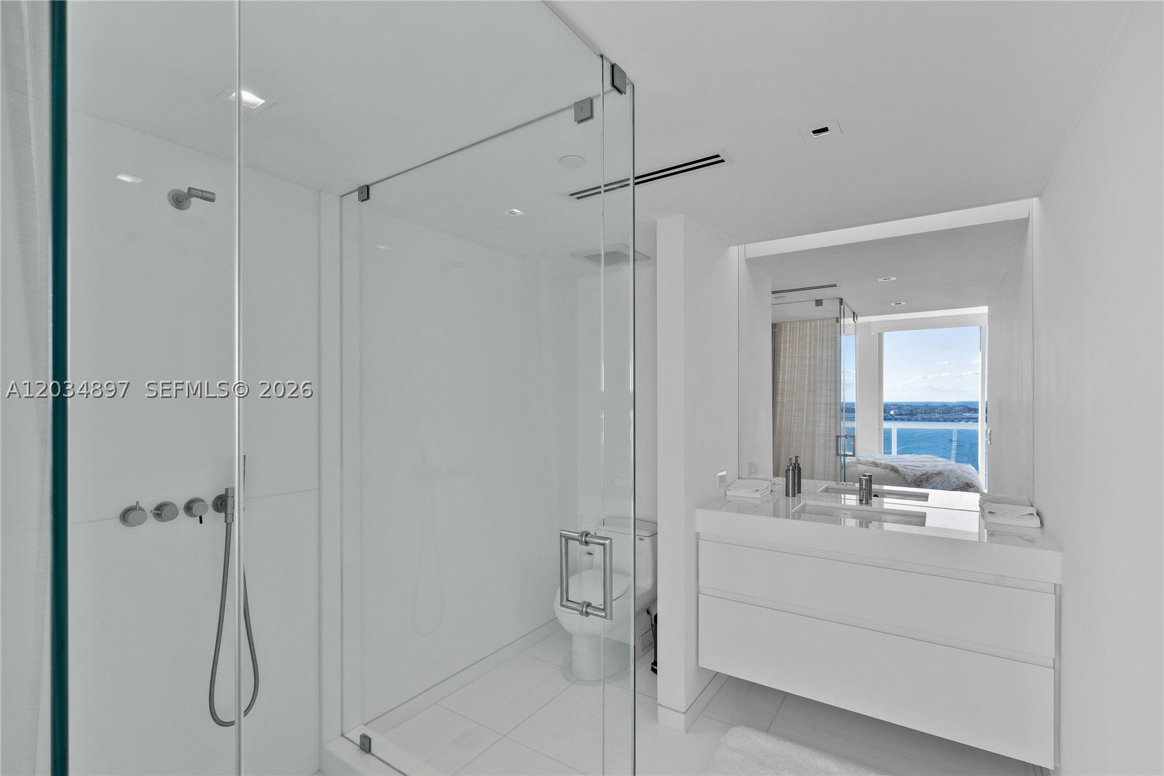 10 Venetian Way #PH04, Miami Beach FL 33139