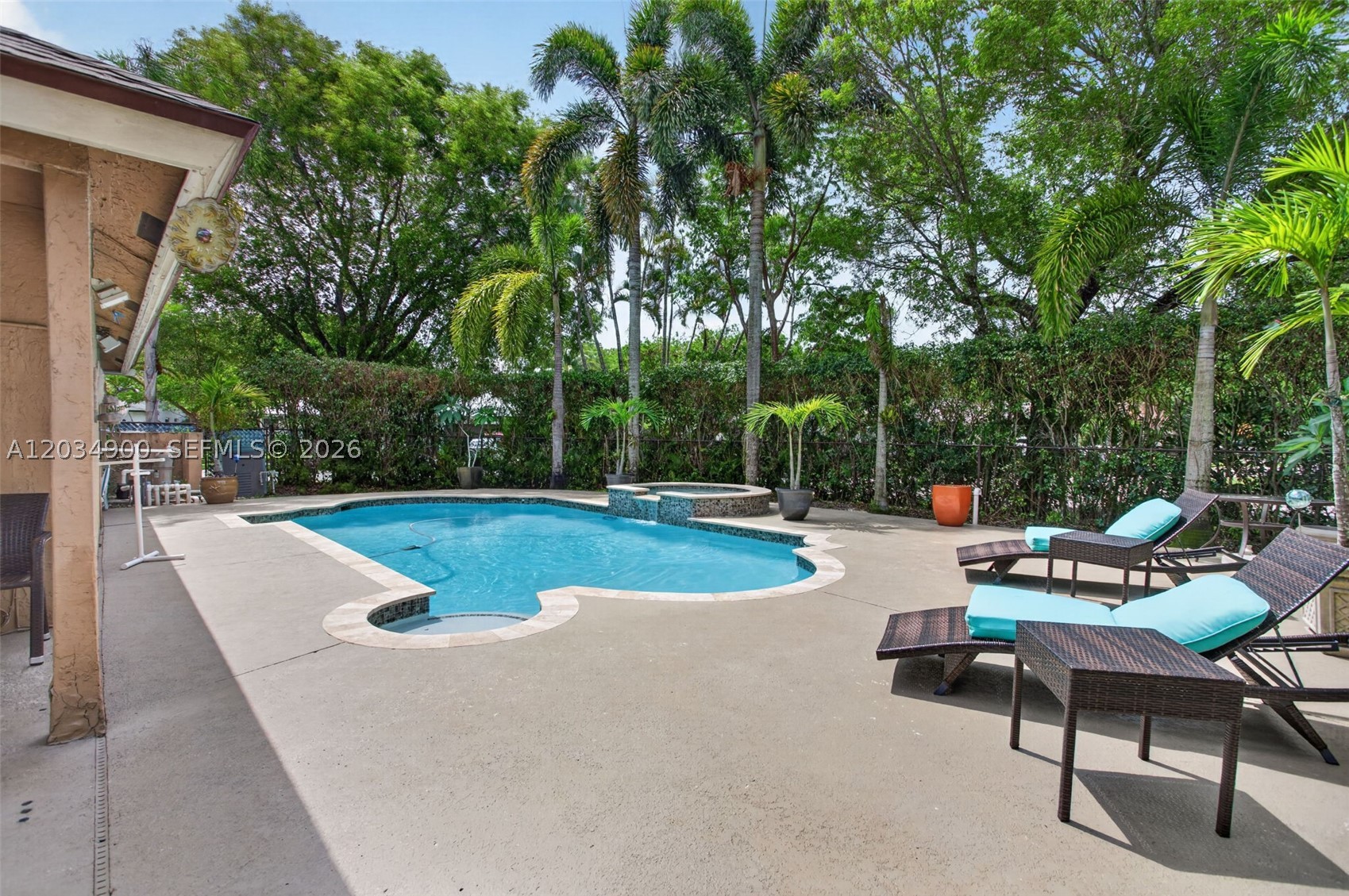 5115 NW 51st Ave, Coconut Creek FL 33073