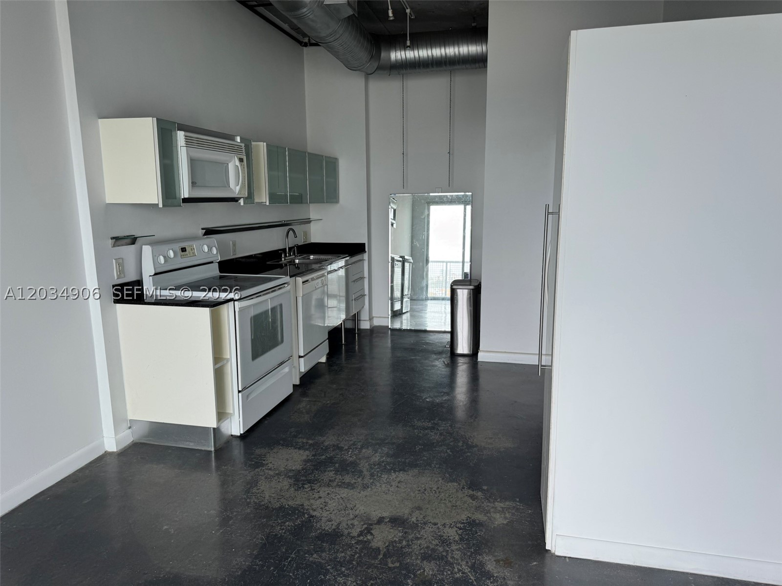10 SW South River Dr #812, Miami FL 33130