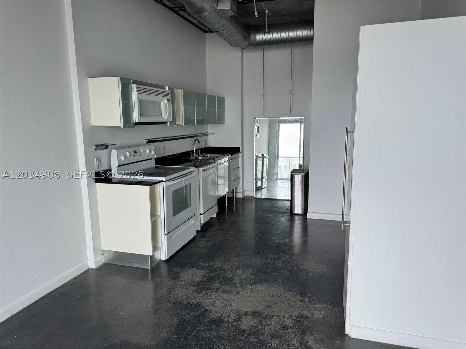 10 SW South River Dr #812, Miami FL 33130