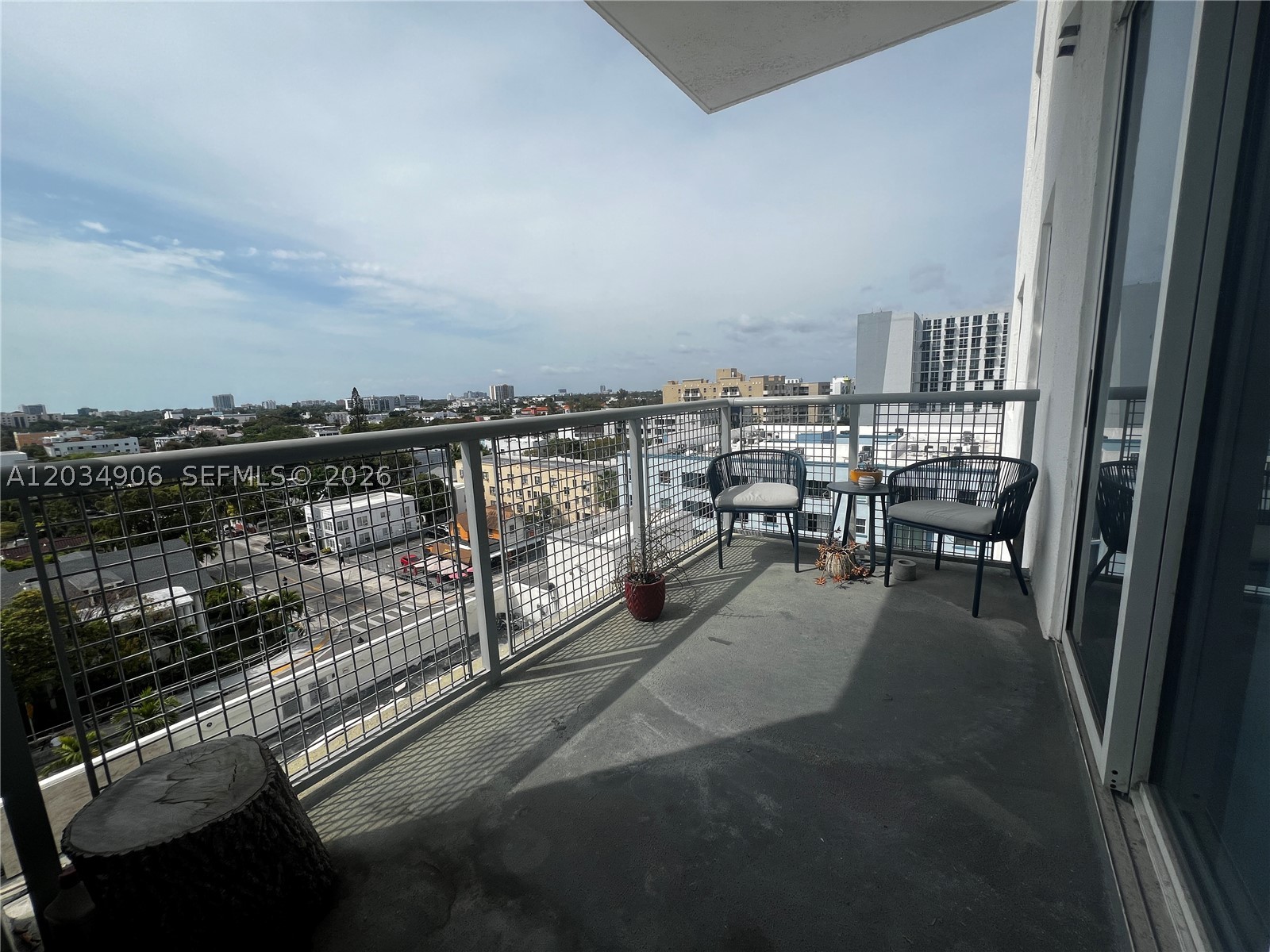 10 SW South River Dr #812, Miami FL 33130