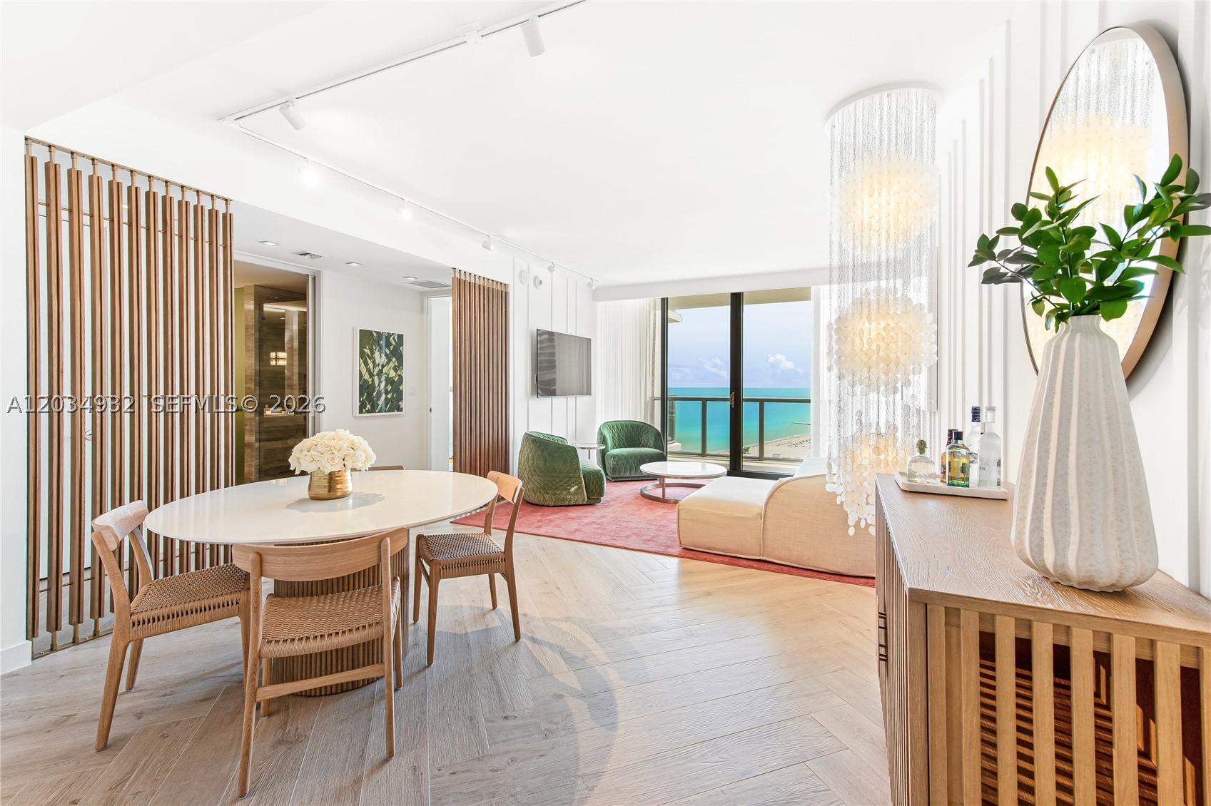 2201 Collins Ave #1019, Miami Beach FL 33139