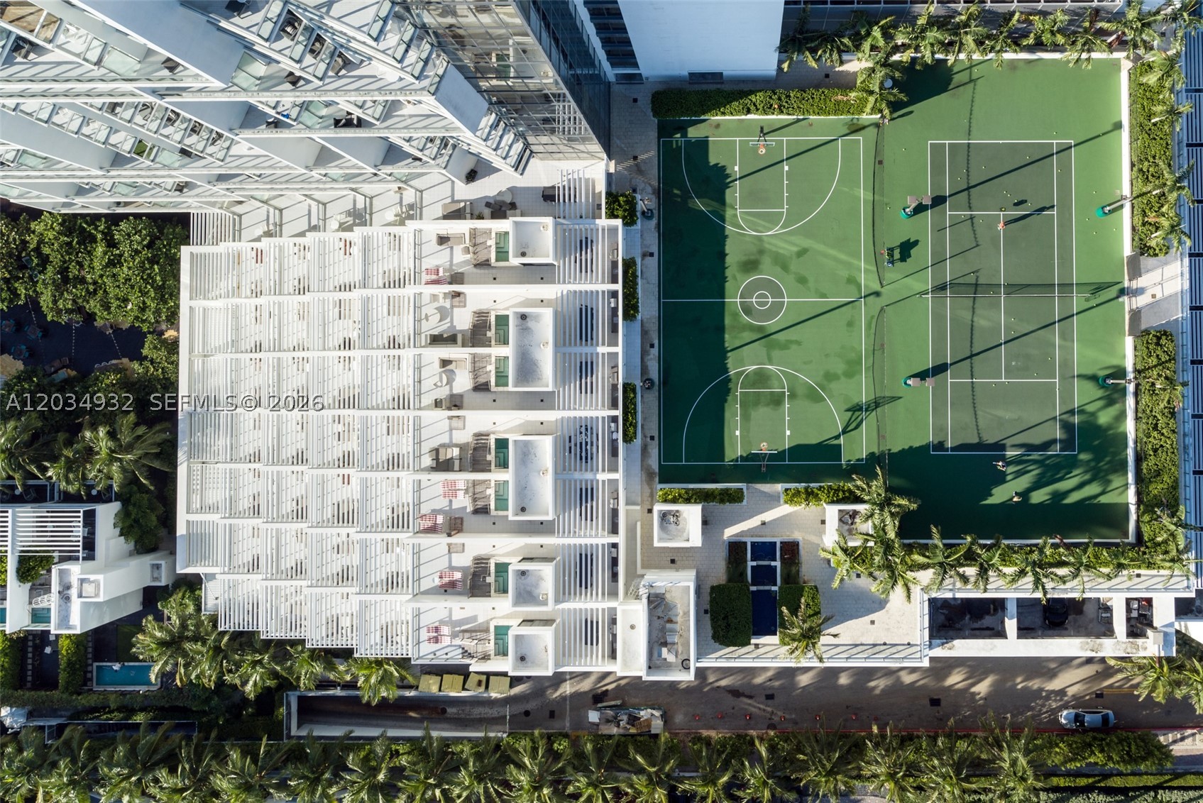 2201 Collins Ave #1019, Miami Beach FL 33139