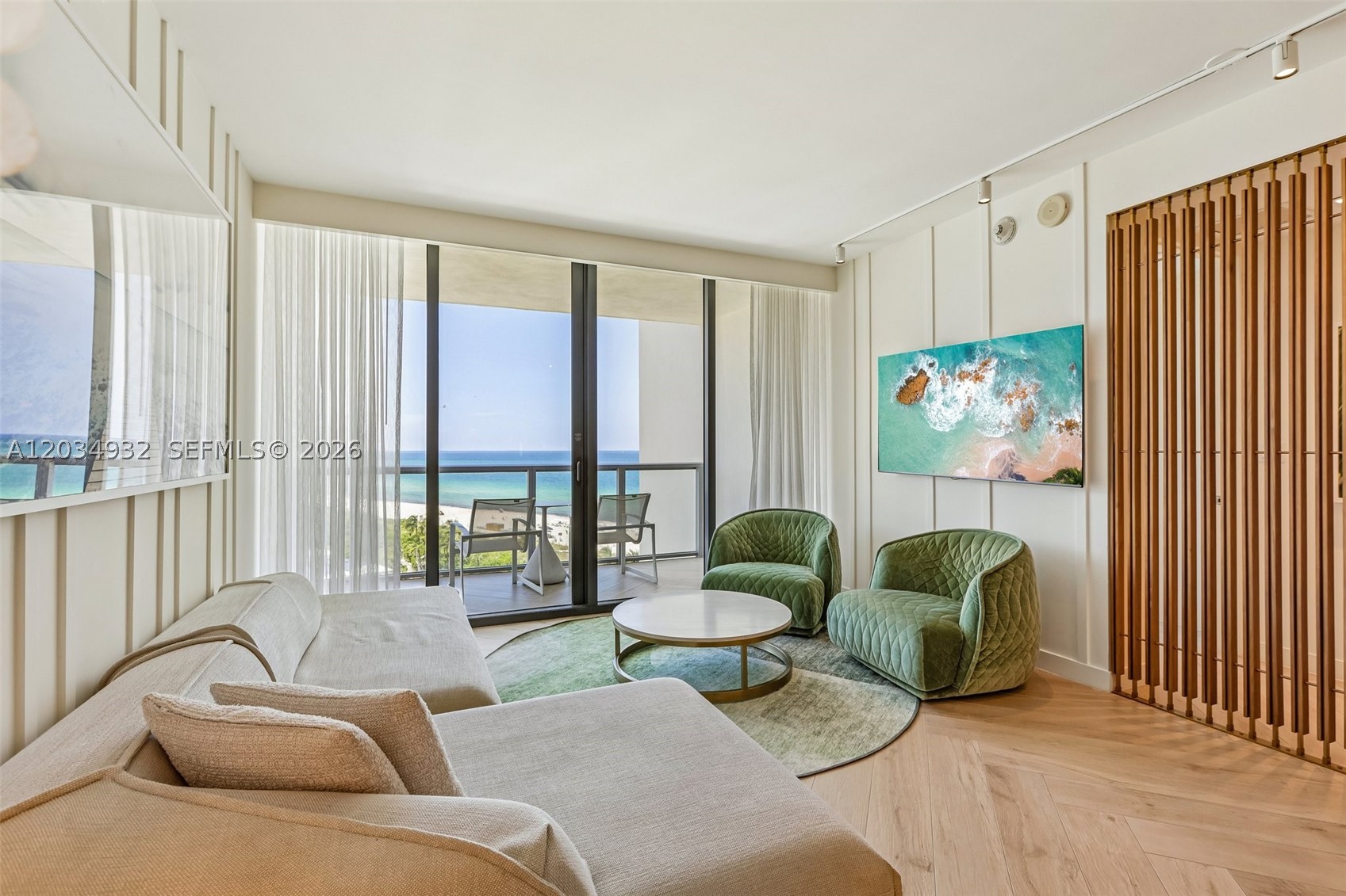 2201 Collins Ave #1019, Miami Beach FL 33139