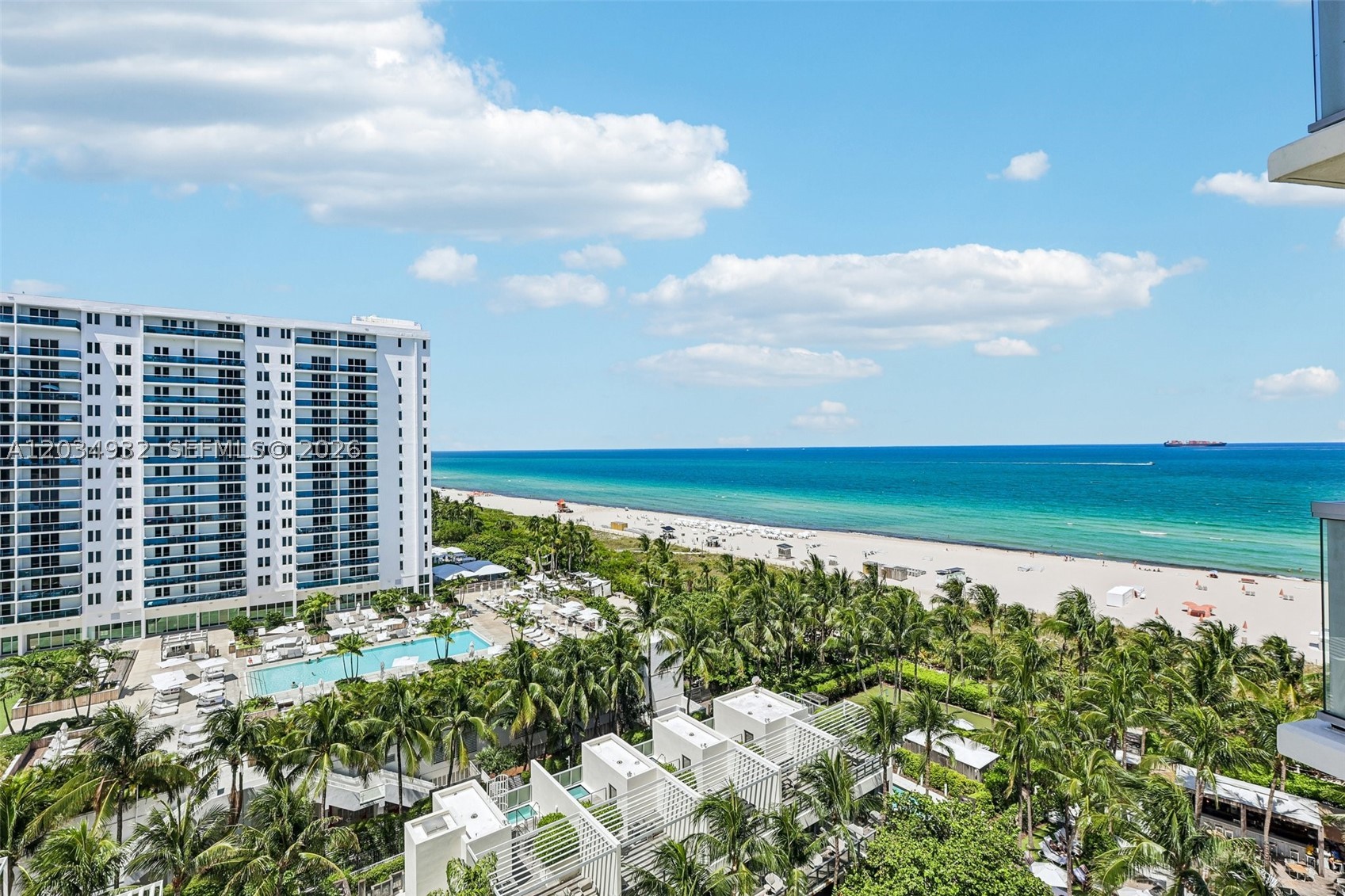 2201 Collins Ave #1019, Miami Beach FL 33139