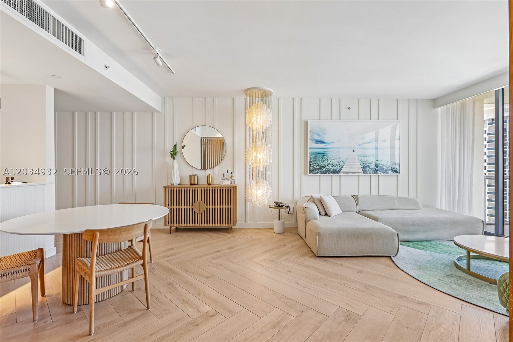 2201 Collins Ave #1019, Miami Beach FL 33139