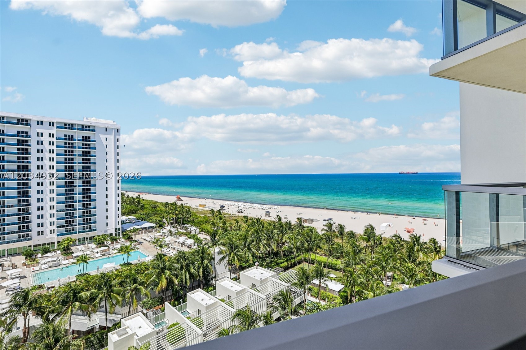2201 Collins Ave #1019, Miami Beach FL 33139