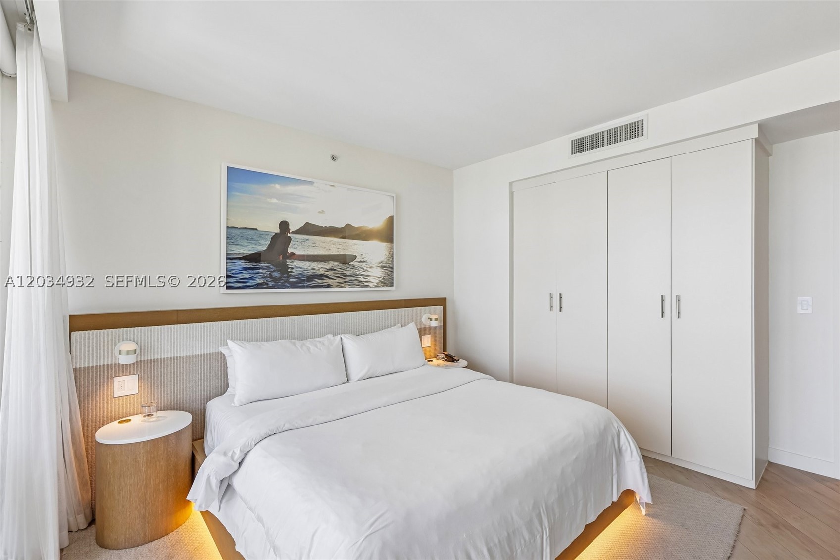 2201 Collins Ave #1019, Miami Beach FL 33139