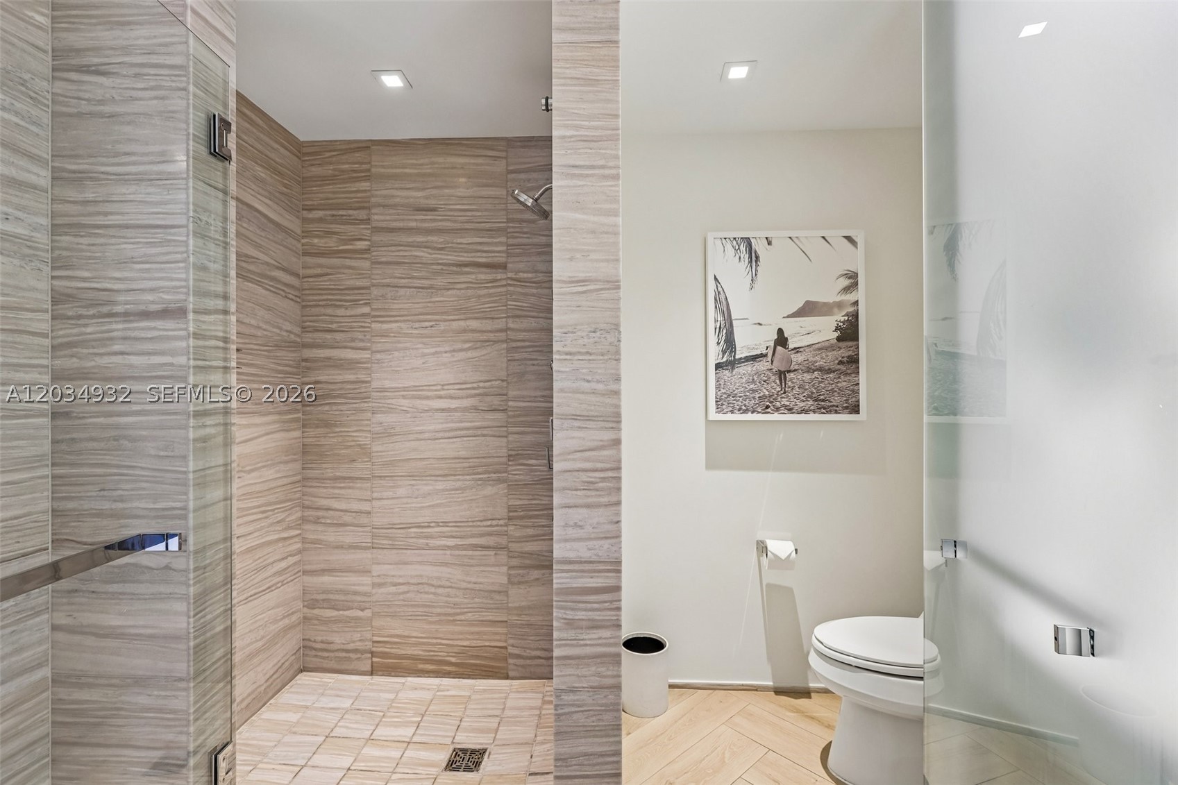 2201 Collins Ave #1019, Miami Beach FL 33139