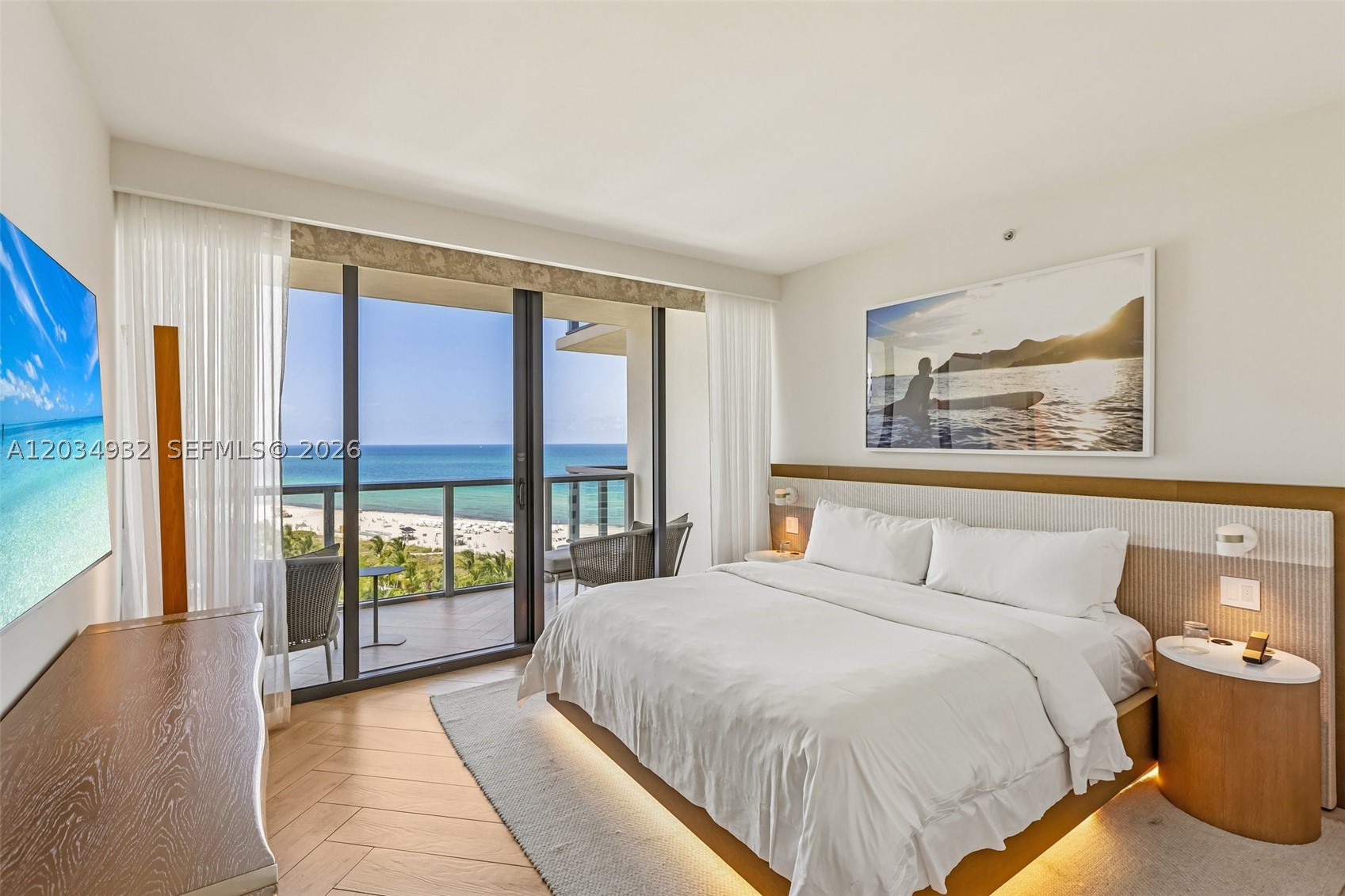 2201 Collins Ave #1019, Miami Beach FL 33139