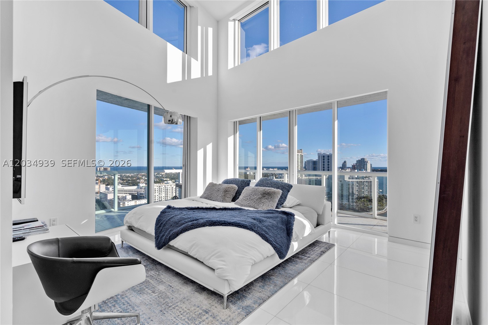 10 Venetian Way #PH04, Miami Beach FL 33139
