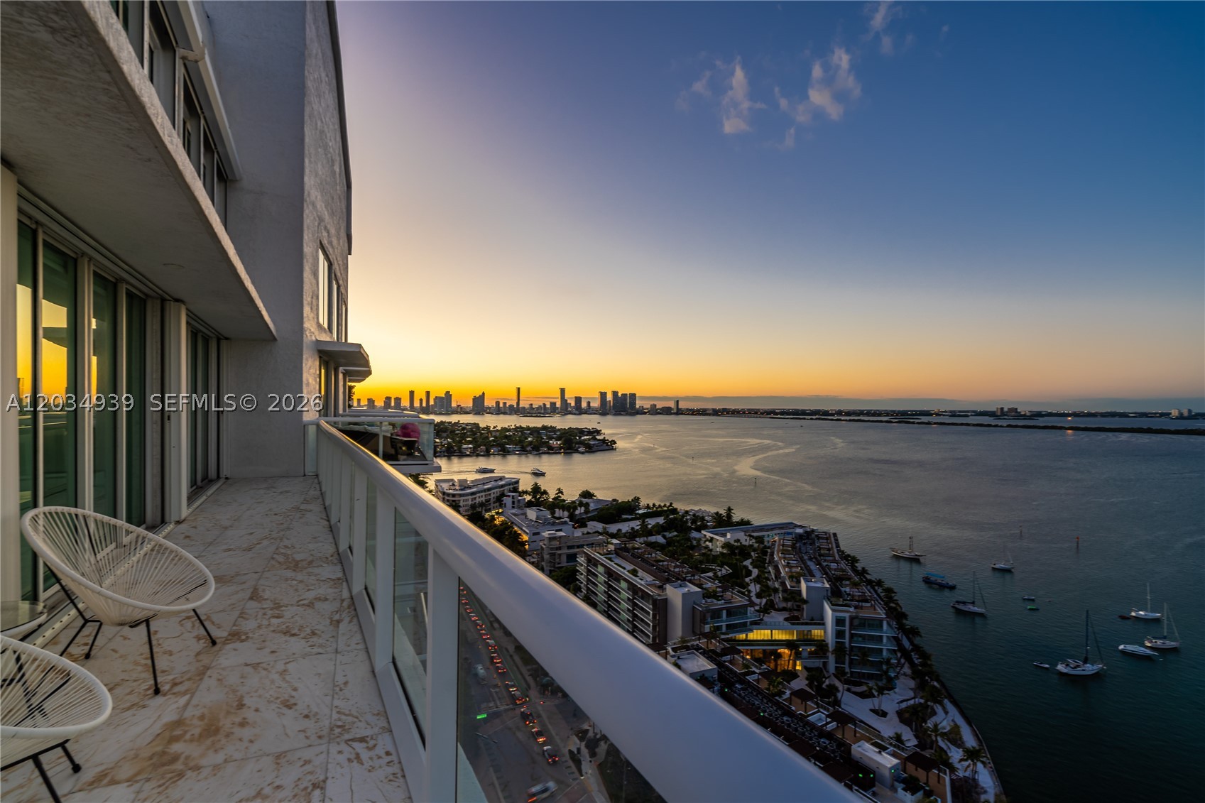 10 Venetian Way #PH04, Miami Beach FL 33139