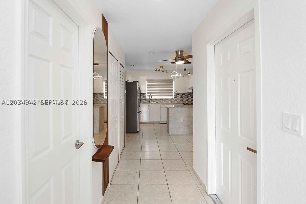 242 E 3rd St #205, Hialeah FL 33010