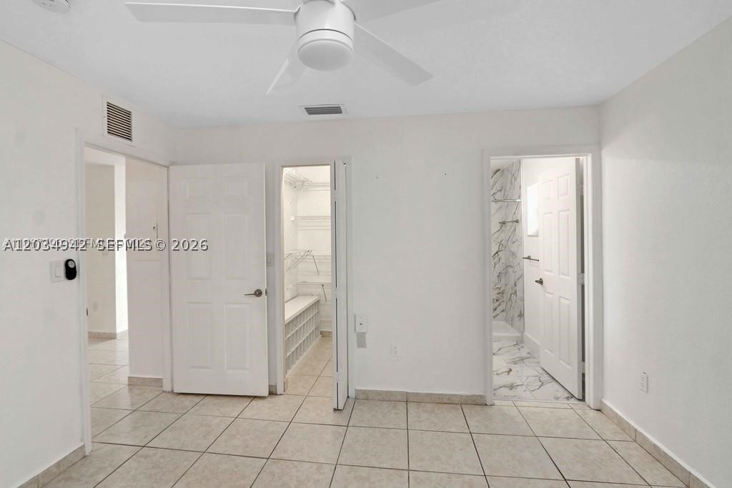 242 E 3rd St #205, Hialeah FL 33010