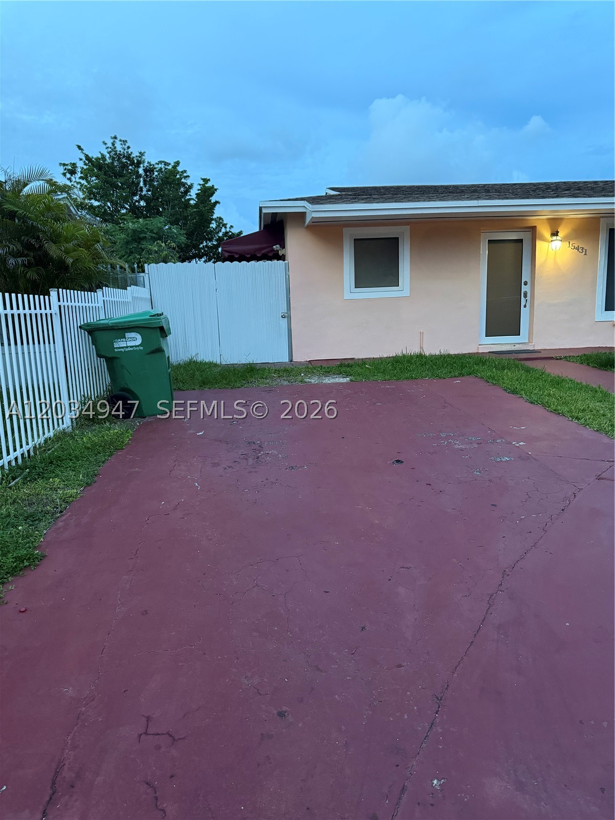 15431 SW 101st Ave, Miami FL 33157