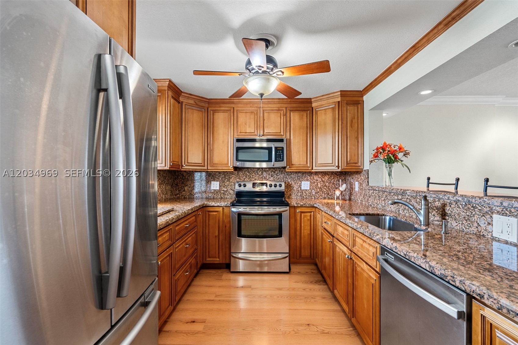 325 SE 11th Ter #308, Dania Beach FL 33004