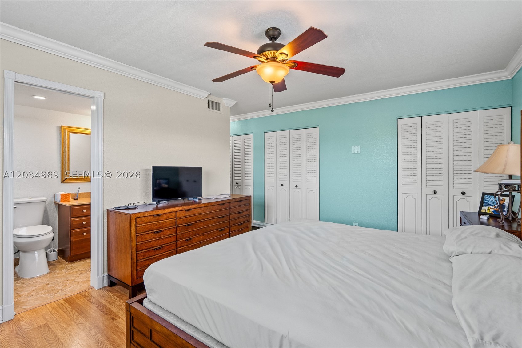 325 SE 11th Ter #308, Dania Beach FL 33004