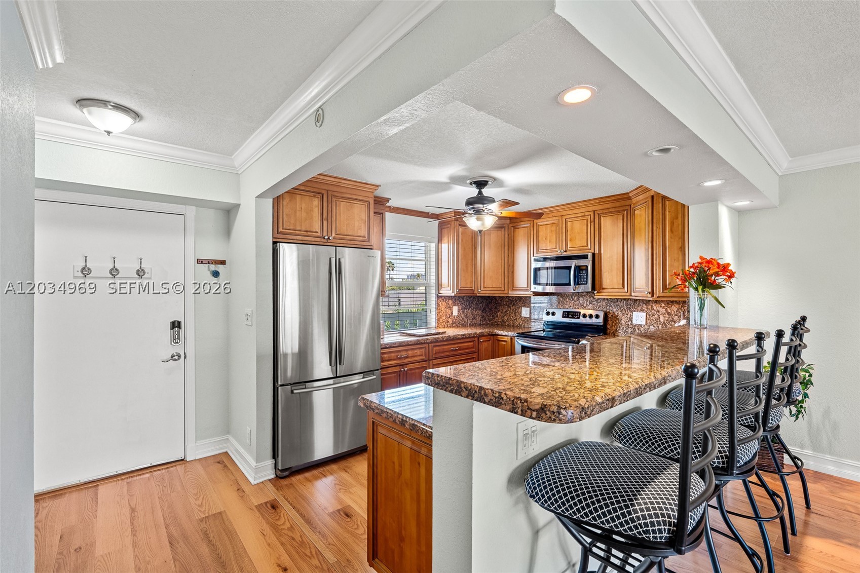 325 SE 11th Ter #308, Dania Beach FL 33004