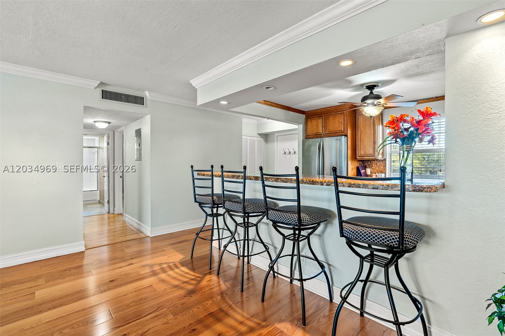 325 SE 11th Ter #308, Dania Beach FL 33004