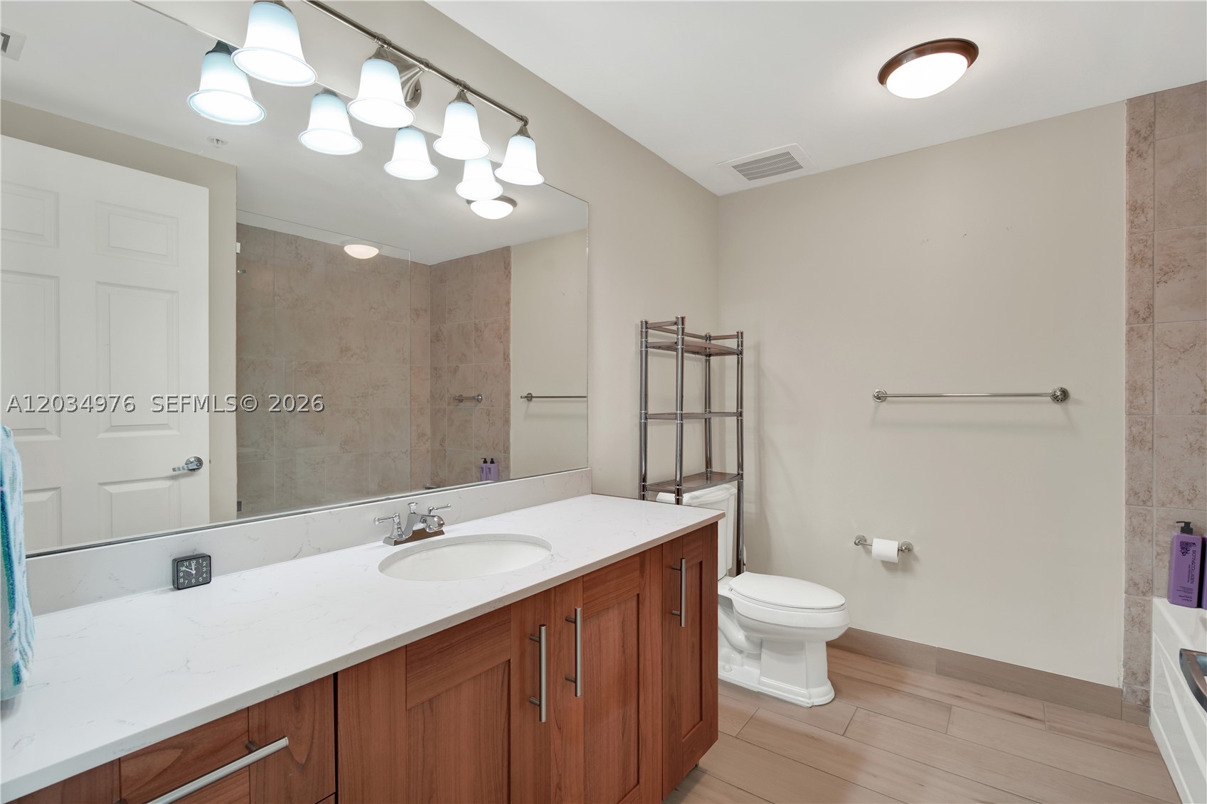 1300 Ponce De Leon Blvd #901, Coral Gables FL 33134