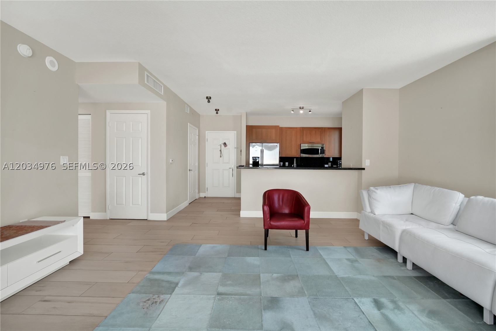 1300 Ponce De Leon Blvd #901, Coral Gables FL 33134