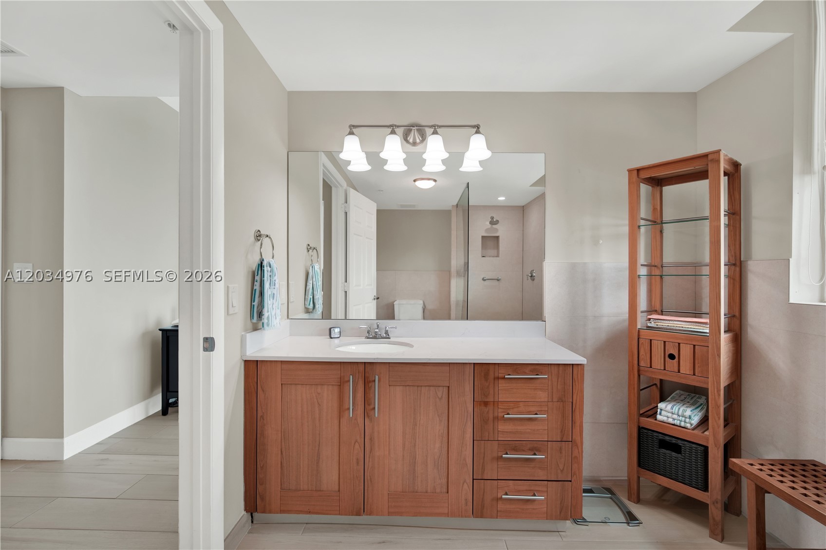 1300 Ponce De Leon Blvd #901, Coral Gables FL 33134