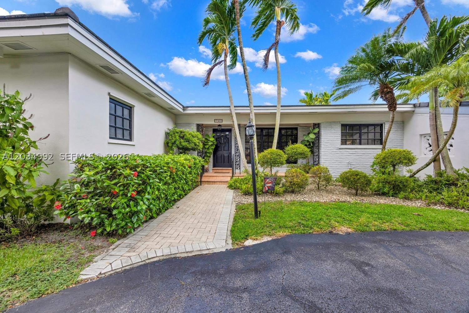 740 Jeronimo Dr, Coral Gables FL 33146